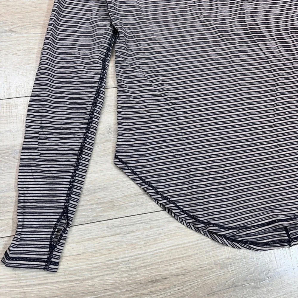 Lululemon Yogini 5 Year Long Sleeve Tee Black Striped Lightweight Pima‎ Cotton 2